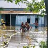 Asia meridional sumergida por arrasadoras inundaciones