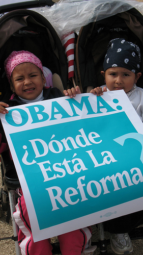Muchos en la comunidad latina de Estados Unidos sienten desilusión porque el presidente Barack Obama no reformó el régimen de inmigración. Crédito: Valeria Fernández/IPS 