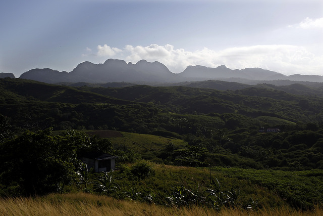 Vista del municipio rural y montañoso de La Palma,  en el extremo occidental de Cuba, en la provincia de Pinar del Rio. Crédito: Jorge Luis Baños/IPS