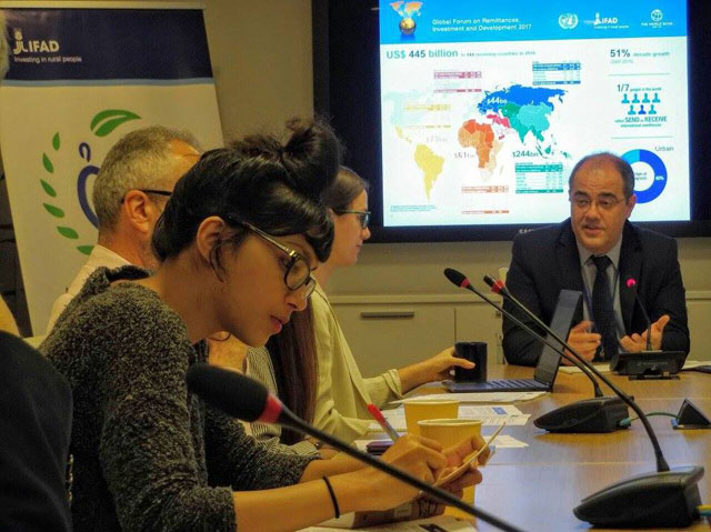 Un nuevo informe del Fondo Internacional para el Desarrollo Agrícola (Fida) señala que en la última década se duplicaron las remesas que envían los trabajadores migrantes - que suelen estar ubicados en países industrializados - a sus familias en países de bajos ingresos.