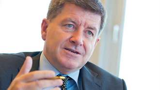 El autor, Guy Ryder