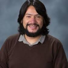 El autor, Omar Coronel
